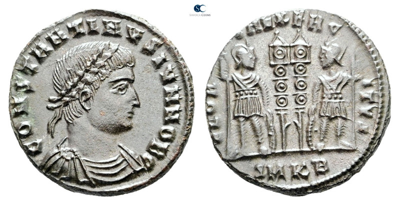 Constantine II, as Caesar AD 317-337. Cyzicus
Follis Æ

19 mm, 3,04 g



...