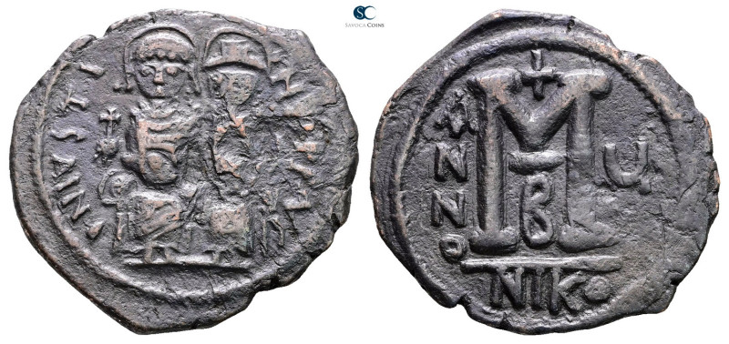 Justin II and Sophia AD 565-578. Nikomedia
Follis or 40 Nummi Æ

32 mm, 10,94...