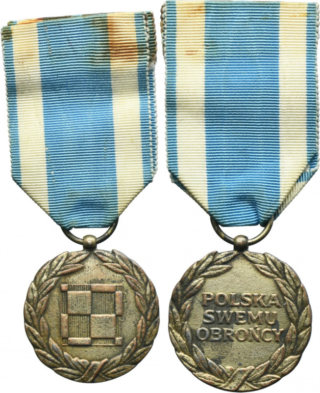 PSZnZ, Air Medal The first version of the Air Medal made in Great Britain in 194...