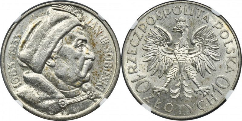 Sobieski, 10 złotych 1933 - NGC AU58 Ładna, menniczej świeżości moneta z oceną A...