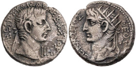 ÄGYPTEN ALEXANDRIA
Tiberius mit Divus Augustus, 14-37 n. Chr. BI-Tetradrachme 31/32 n. Chr. (= Jahr 18) Vs.: Kopf des Tiberius mit Lorbeerkranz n. r....