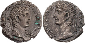 ÄGYPTEN ALEXANDRIA
Tiberius mit Divus Augustus, 14-37 n. Chr. BI-Tetradrachme 35/36 n. Chr. (= Jahr 22) Vs.: Kopf des Tiberius mit Lorbeerkranz n. r....