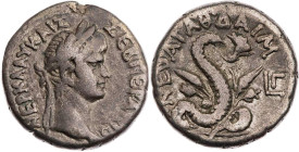 ÄGYPTEN ALEXANDRIA
Nero, 54-68 n. Chr. BI-Tetradrachme 56/57 n. Chr. (= Jahr 3) Vs.: Kopf mit Lorbeerkranz n. r., Rs.: Agathodaimon-Schlange mit Skhe...