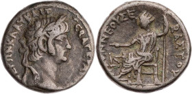 ÄGYPTEN ALEXANDRIA
Nero, 54-68 n. Chr. BI-Tetradrachme 59/60 n. Chr. (= Jahr 6) Vs.: Kopf mit Lorbeerkranz n. r., Rs.: Kaiser thront mit Strahlenkron...