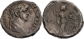 ÄGYPTEN ALEXANDRIA
Nero, 54-68 n. Chr. BI-Tetradrachme 59/60 n. Chr. (= Jahr 6) Vs.: Kopf mit Lorbeerkranz n. r., Rs.: Eirene steht mit Kerykeion und...