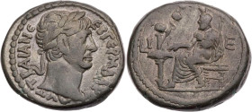 ÄGYPTEN ALEXANDRIA
Traianus, 98-117 n. Chr. BI-Tetradrachme 111/112 n. Chr. (= Jahr 15) Vs.: Kopf mit Lorbeerkranz n. r., Rs.: Serapis-Asklepios sitz...