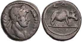 ÄGYPTEN ALEXANDRIA
Hadrianus, 117-138 n. Chr. BI-Tetradrachme 119/120 n. Chr. (= Jahr 4) Vs.: Kopf mit drapierter linker Schulter und Lorbeerkranz n....