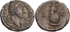 ÄGYPTEN ALEXANDRIA
Hadrianus, 117-138 n. Chr. BI-Tetradrachme 120/121 n. Chr. (= Jahr 5) Vs.: Kopf mit drapierter linker Schulter und Lorbeerkranz n....