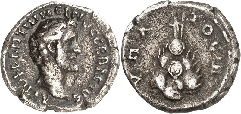 KAPPADOKIEN. 
KAISAREIA am Argaios (Kayseri). 
Antoninus Pius 138-161. Drachme...