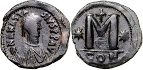 BYZANZ. 
ANASTASIUS I. 491-518. AE-Follis 32mm (512/517) 17,31g, Konstantinopel. Büste mit Panzer, Paludamentum und Perlendiadem n.r., mit Schulterkr...