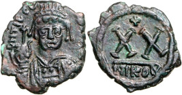 BYZANZ. 
TIBERIUS II. CONSTANTINUS 578-582. AE-Halbfollis 21mm (578/582) 4,82g, Nikomedia. Helmbüste v.v. D N TIB CON-[STAN PP] / Wert XX; oben Kreuz...