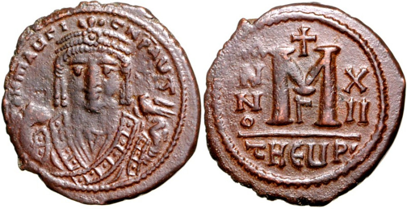 BYZANZ. 
MAURICIUS TIBERIUS 582-602. AE-Follis 28mm ("12"= 593/594) 10,48g, The...