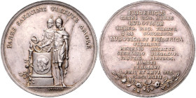 SAMMLUNG Königin Luise von Preussen. 
Luise v. Mecklenburg-Strelitz, Königin von Preußen 1797-1810. Medaille 1793 (v. Stierle) auf ihre Vermählung mi...