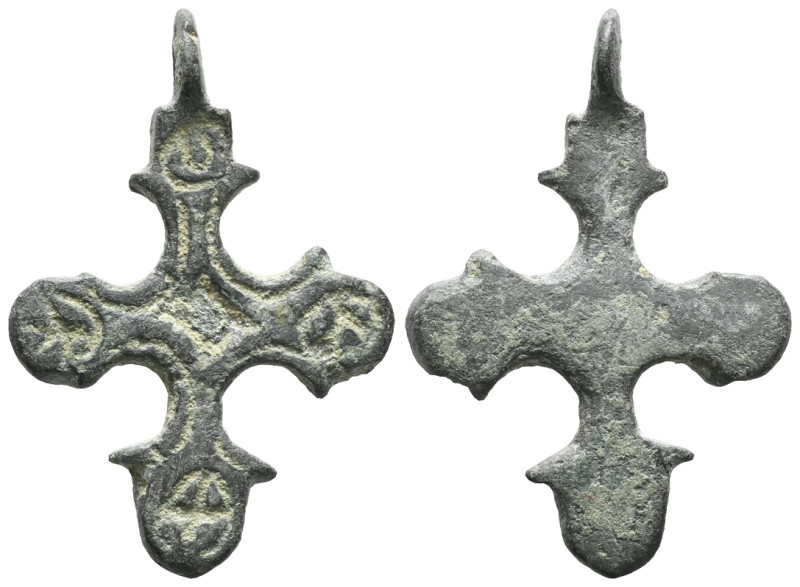 ANCIENT BYZANTINE EMPIRE BRONZE CROSS ( 8th - 10 th century ) .Ae

 Weight:2,9...