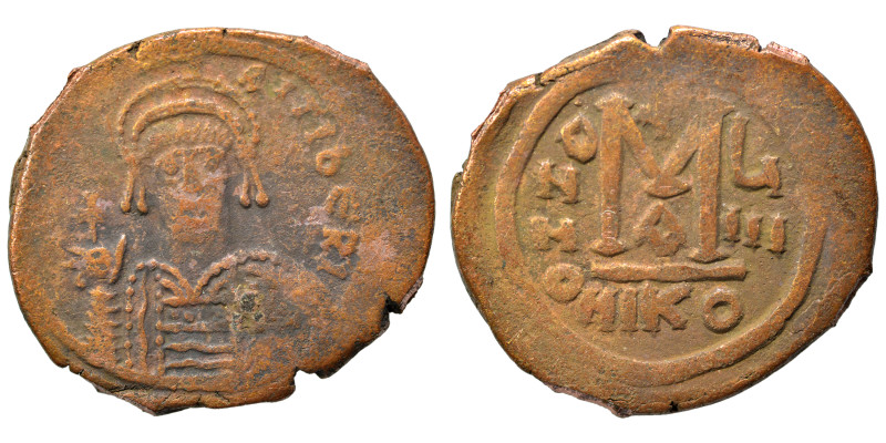 Maurice Tiberius, 582-602. Follis (bronze, 9.97 g, 30 mm), Nicomedia. Crowned an...