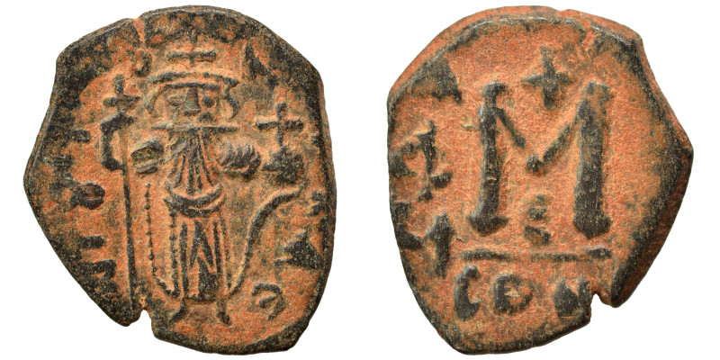 Constans II, 641-668. Follis (bronze, 3.90 g, 22 mm), Constantinople. EN T૪TO NI...