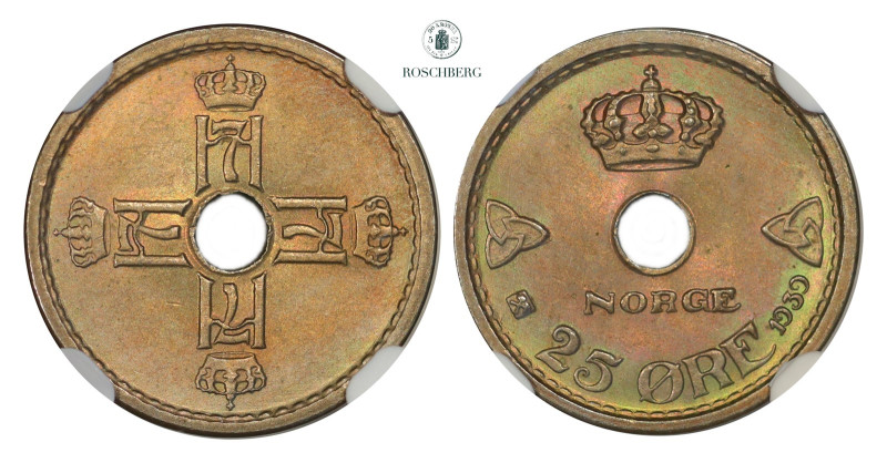 * 25 Øre 1939 NGC MS65, KM-384. Fantastic rainbow coloured patina. Scarce date t...