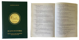 Medaglie e Decorazioni mussoliniane 1922 -1945. Rimini 1996, Tipolitografia Giusti. Copertina rigida, 541 pagine, 9 tavole a colori, le altre in bianc...