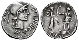 Pompeius Magnus. Cn. Pompeius Magnus y M. Poblicius. Denarius. 46-45 BC. Hispania. (Ffc-1). (Craw-469/a). (Cal-1146). Anv.: M. POBLICI. LEG. (PRO). PR...