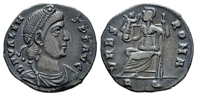 Valens. Siliqua. 356-357 AD. Rome. (Ric-11b). Anv.: D N VALENS P F AVG, pearl-di...