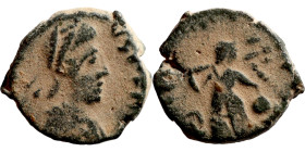 Valen or Valentinian. Nummus. Obverse: Diademed bust. Reverse: Victory (?)

10mm 1,38g

Artificial sand patina