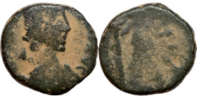 Honorius / Arcadius / Theodosius II, nummus Obverse: D N HONORIVS P F AVG, Pearl-diademed, draped and cuirassed bust right Reverse:VICTORIA AVG G, Vic...