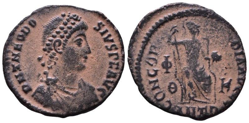 Theodosius II AD 402-450. Æ 18mm, 2,00g *Repatinated*