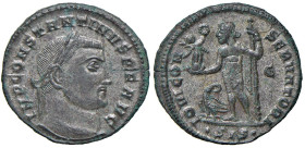 Costantino (307-337) Follis (Siscia) Testa laureata a d. - R/ Giove stante s. - RIC 15 MI (g 3,00) Frattura del tondello