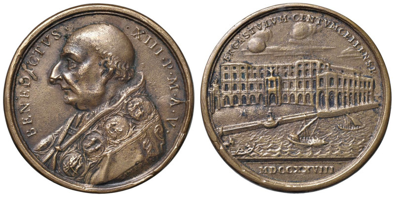 Benedetto XIII (1724-1730) Medaglia 1728 An. V Sistemazione della piazza della d...