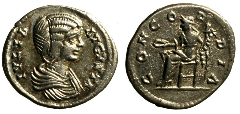 JULIA DOMNA (moglie di Settimio Severo) Denario (g. 3,24). Testa diad. a ds. R/ ...