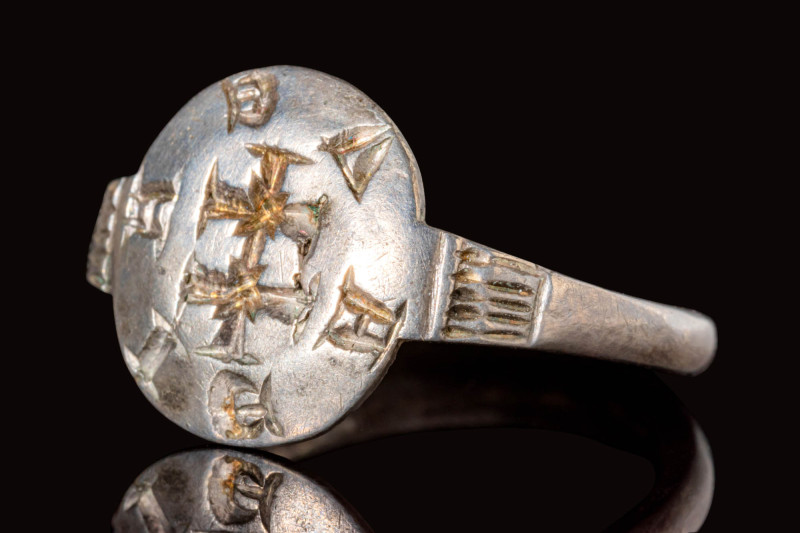 CRUSADERS SILVER RING WITH DOUBLE CROSS AND INSCRIPTION

 Ca. AD 1100 - 1300 A...