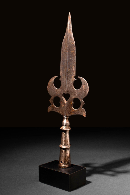 INDIAN STEEL CEREMONIAL SPEARHEAD

 Ca. AD 1700 - 1800 An Indian ceremonial sp...