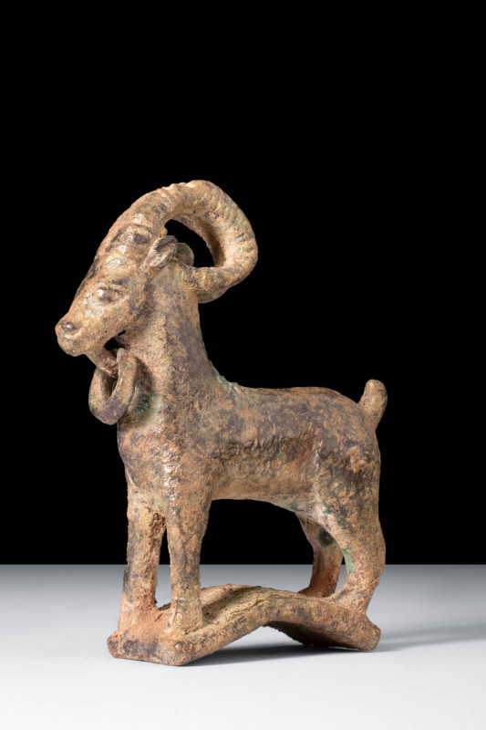 LARGE GREEK BRONZE STATUETTE OF GOAT

 Ca. 800 - 600 BC A charming Greek or We...