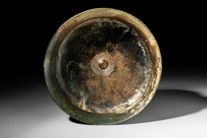 ANCIENT GREEK BRONZE PHIALE

 Ca. 500 - 330 BC A polished bronze phiale with a...