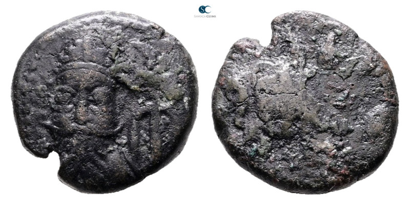 Kings of Elymais. Orodes III AD 100-200. 
Bronze Æ

14 mm, 3,51 g



Good...