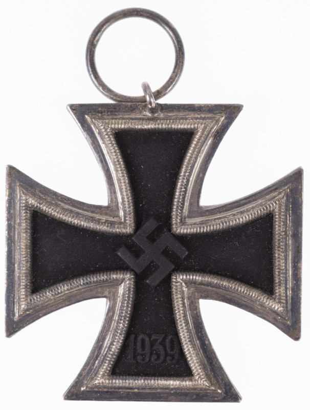 Eisernes Kreuz 1939 2. Klasse, magnetisch, im Bandring Punze "25" für die Firma ...