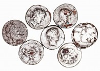 República Romana
Lotes de Conjunto
Denario. AE. Lote de 7 monedas. Todos son forrados (Consulares (5), Julio César y Augusto). Interesante lote. BC-...