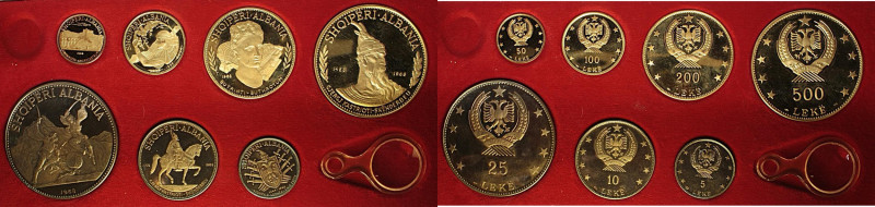 ALBANIA Serie di 7 valori in astuccio (50, 100, 200 e 500 Leke in oro e 5, 10 e ...