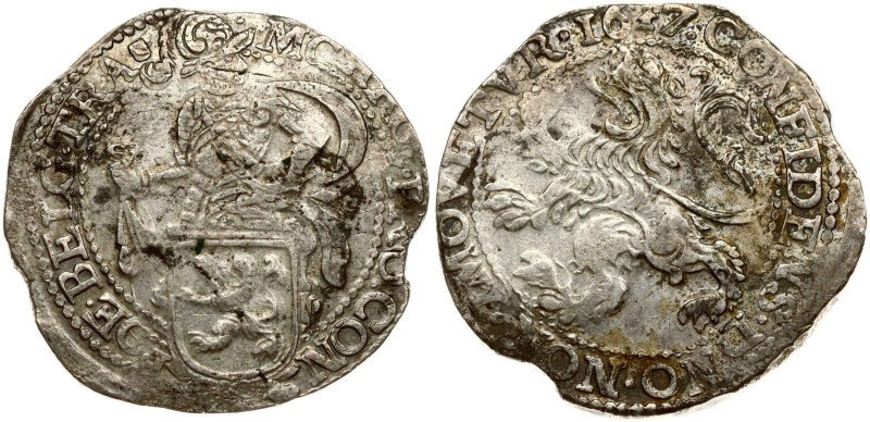 Netherlands UTRECHT 1/2 Lion Daalder 1647? Obverse: Armored knight looking right...