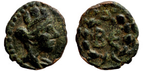 SYRIA. Beroea. Pseudoautonomous (The Antonines, 2nd century AD). Obv.: turreted, veiled and draped bust of Tyche, right. Rev.: ΒΕ(ΡΟΙΑ); in laurel wre...