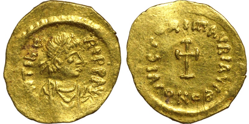 Maurice (582-602). Tremissis. Obv: O N TIbЄRI P P AVC, pearl-diademed, draped an...