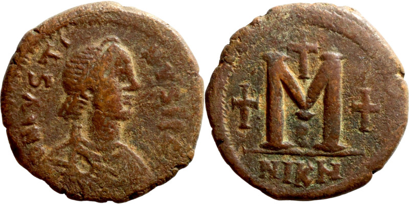 Justin I, Follis. Nicomedia. Obverse: :D N IVSTINVS PP AVG, diademed, draped, an...