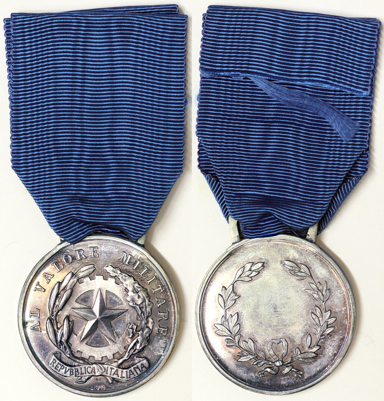 Republic, Silver Medal of Military Valor, n.d., Production: S. Johnson. Ø 35,5 m...