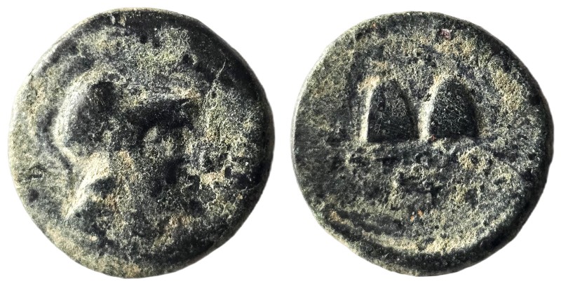 Greek
CILICIA. Soloi. 1st century BC. AE Weight : 6.88 Gr Diameter : 19.54 mm