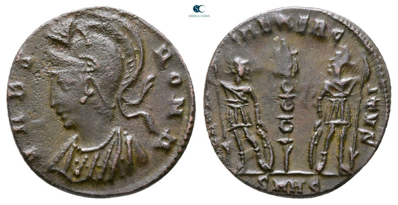 City Commemoratives AD 330-354. Heraclea
Follis Æ

16 mm, 1,56 g



Very ...