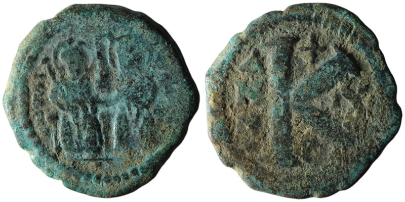 Justin II with Sophia (AD 565-578). Theoupolis (Antioch)
AE Half Follis(25mm, 8,...