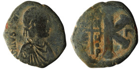 Justinian I (AD 527-565). Theoupolis (Antioch)
AE Half Follis(26mm, 6,92g)