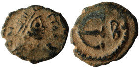 Maurice Tiberius (AD 582-602). Constantinople
AE Pentanummium (15mm, 1,29g)

Artificial sandpatina