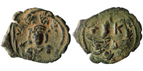 Constantine IV Pogonatus (AD 668-685). Constantinople
AE Decanummium (29mm, 3,55g)

Artificial sandpatina