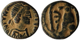Justinian I (AD 527-565). Theoupolis (Antioch)
AE Pentanummium (12mm, 2,17g)

Artificial sandpatina